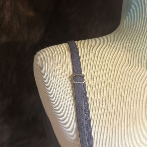 Athleta bikini top m (4200) - Picture 4 of 8